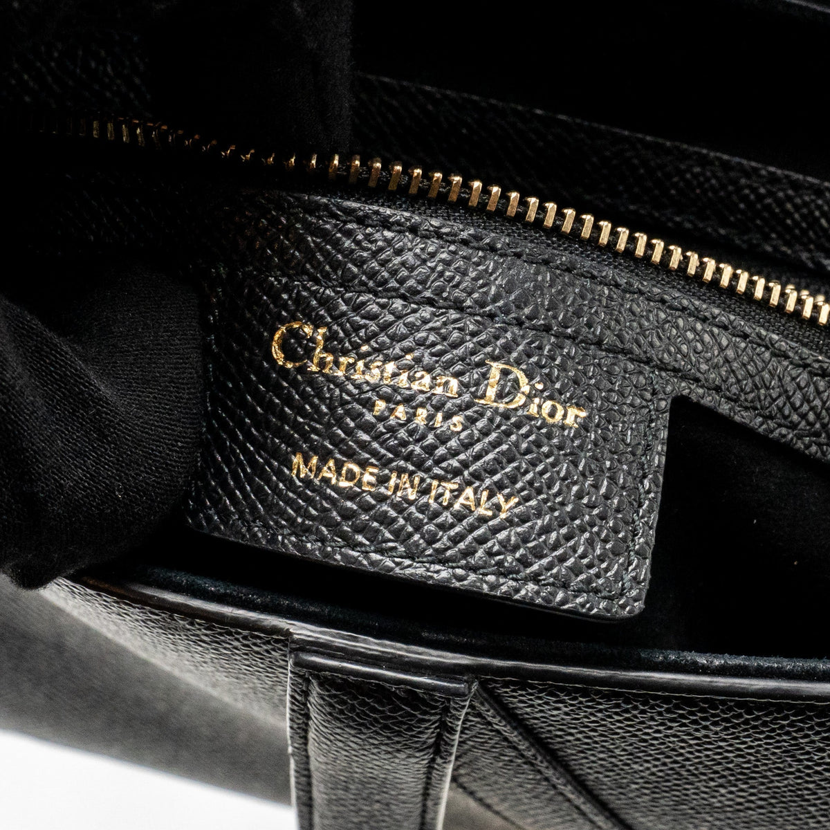 DIOR SADDLE BAG WITH STRAP GRAINED CALFSKIN BLACK GHW