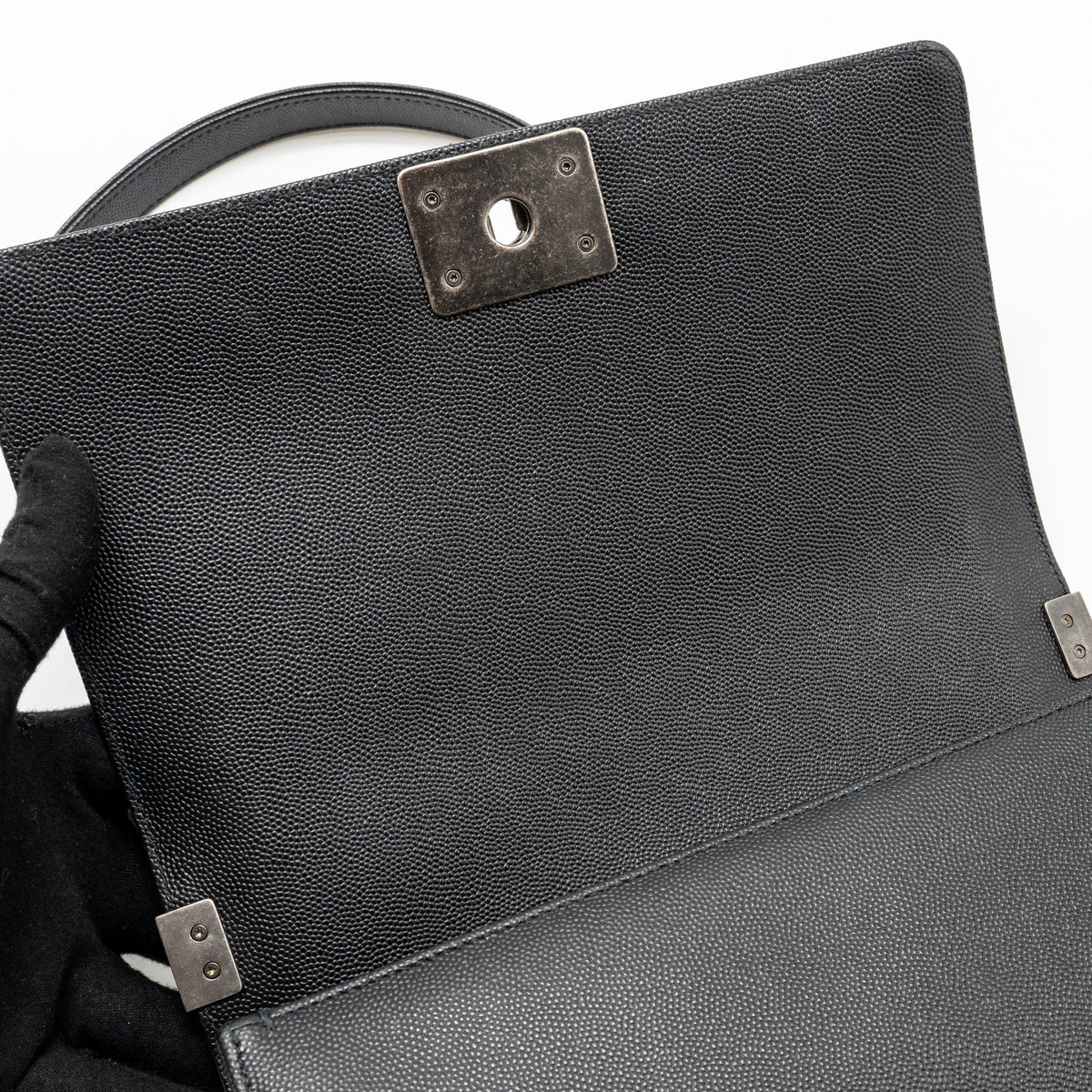 CHANEL MEDIUM BOY BAG CAVIAR BLACK RUTHENIUM HARDWARE