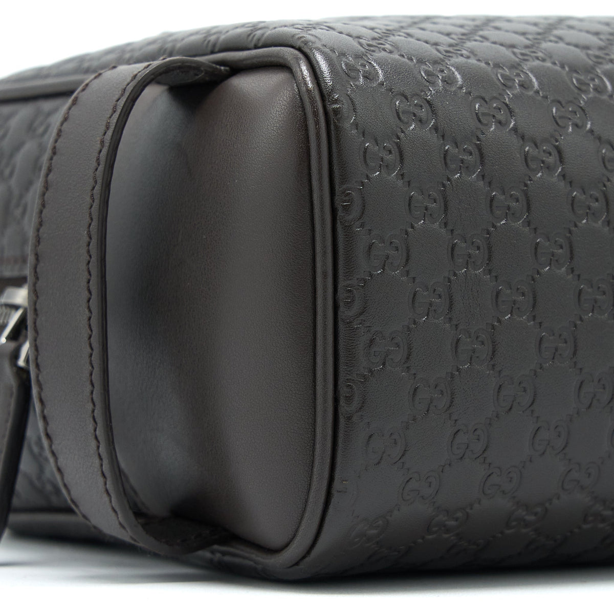 GUCCI GG PRINT POUCH CALFSKIN DARK BROWN SHW