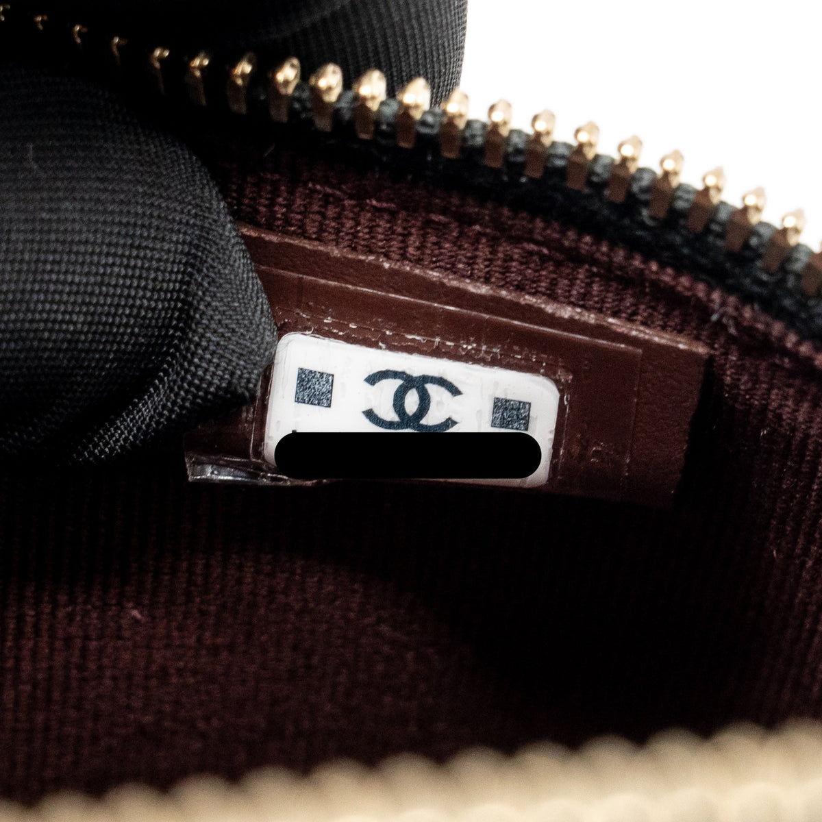 Chanel slim vanity with chain caviar black LGHW (microchip)