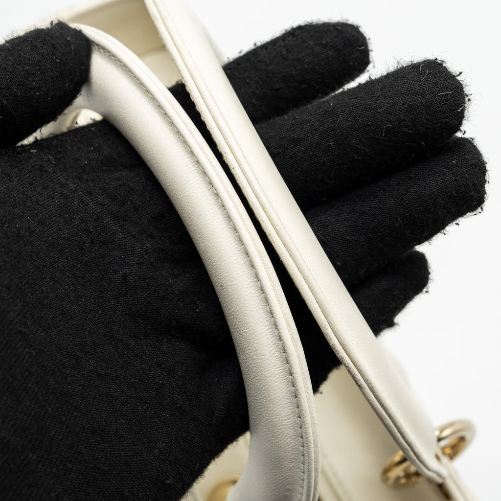 DIOR MEDIUM LADY DIOR BAG LAMBSKIN WHITE LGHW