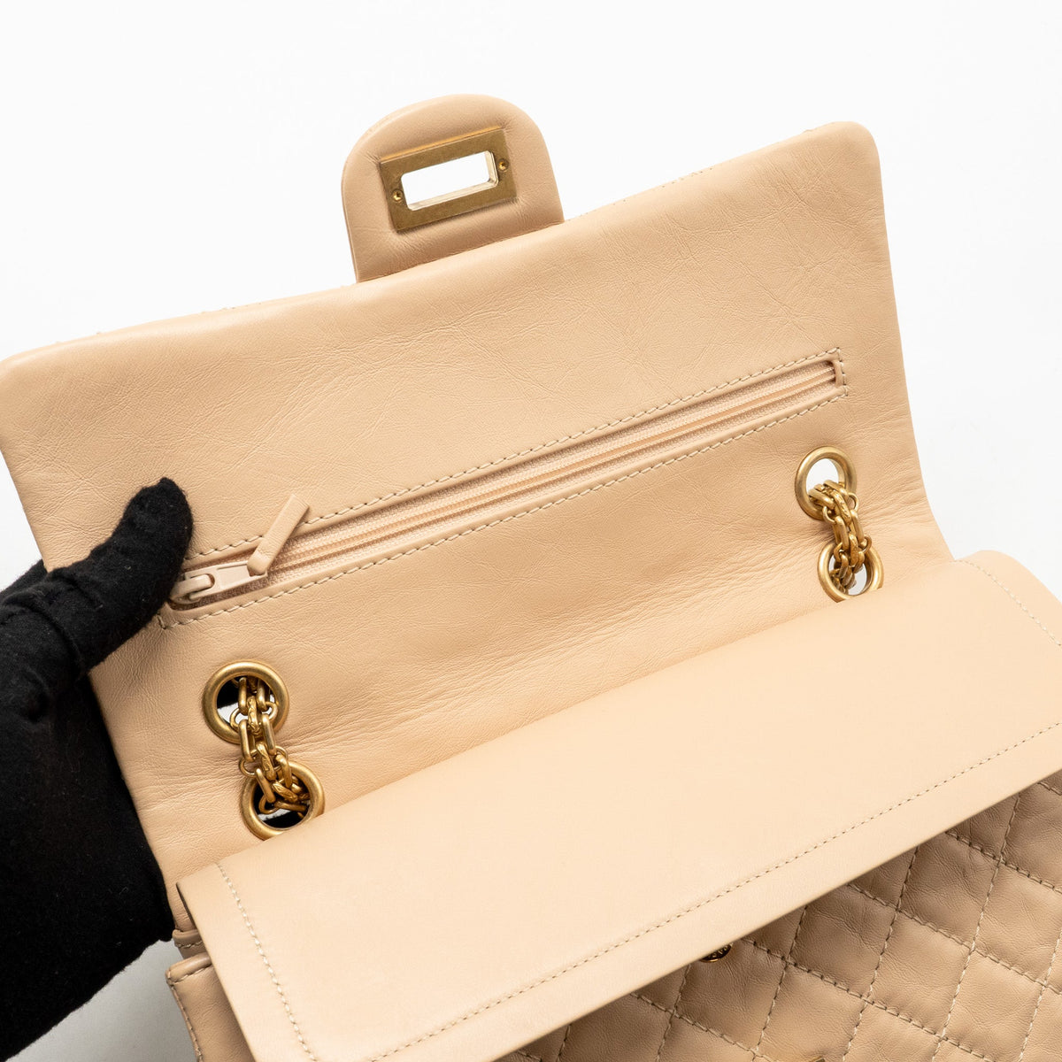 CHANEL SMALL 2.55 REISSUE DOUBLE FLAP BAG AGED CALFSKIN BEIGE GHW