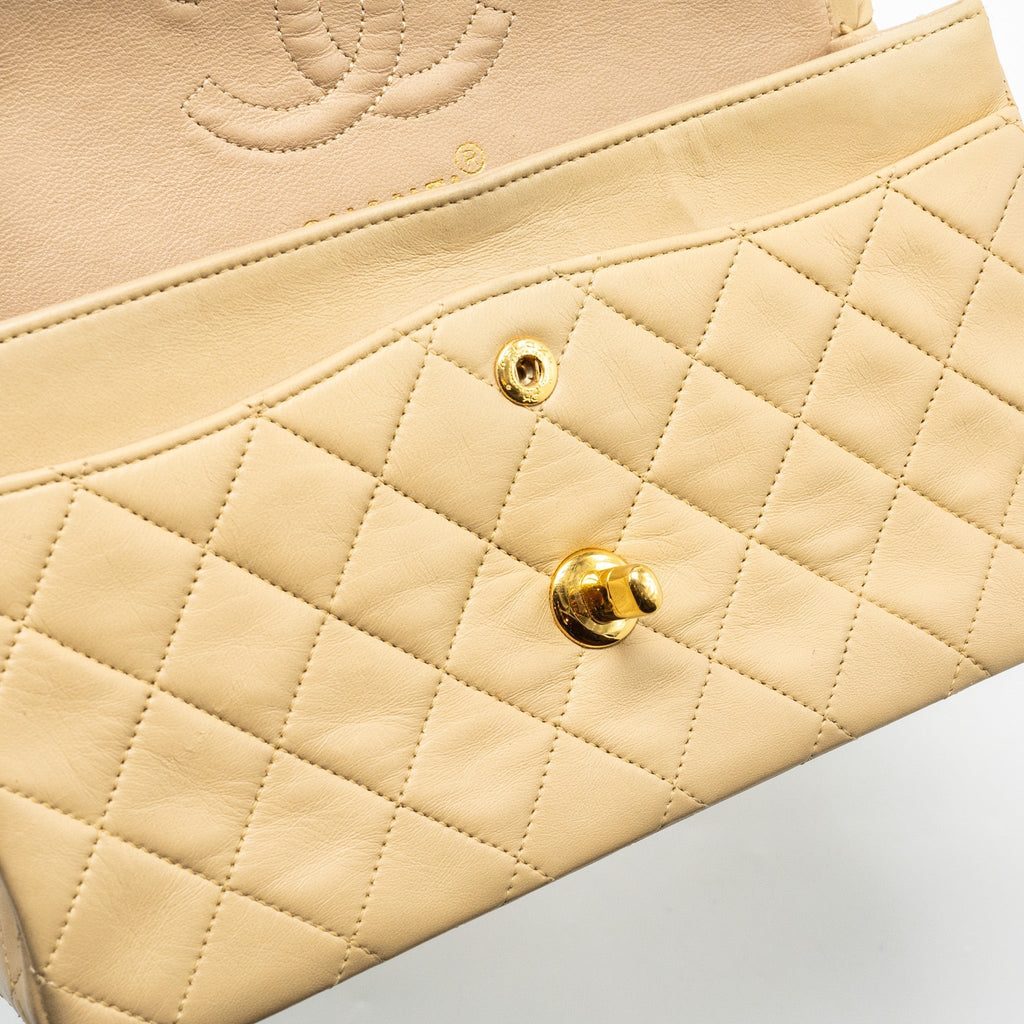 CHANEL VINTAGE SMALL CLASSIC FLAP BAG LAMBSKIN BEIGE GHW