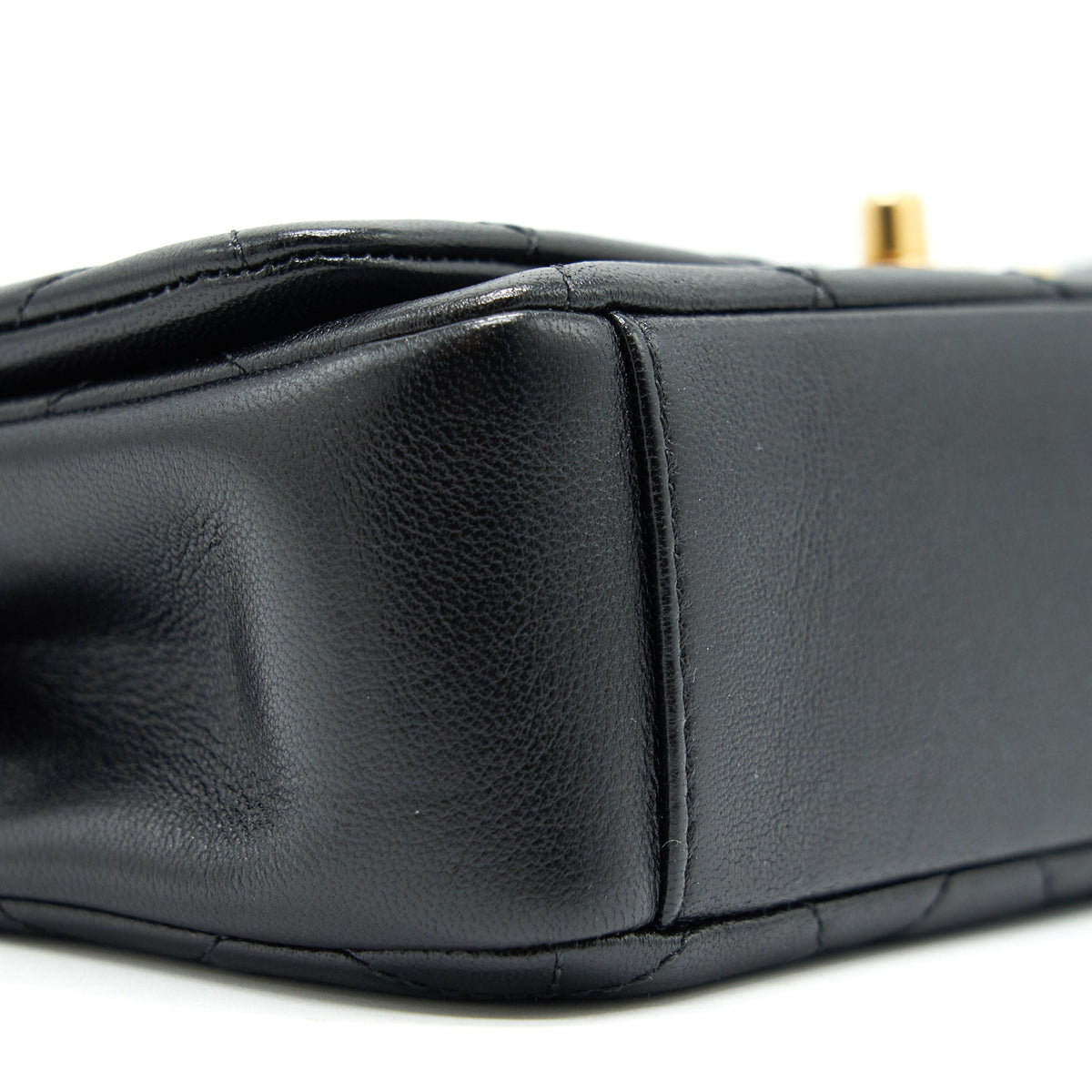 CHANEL SHINY LAMBSKIN FLAP BAG BLACK GHW