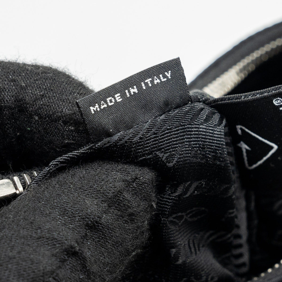 PRADA REEDITION 2005 RE-NYLON BLACK SHW