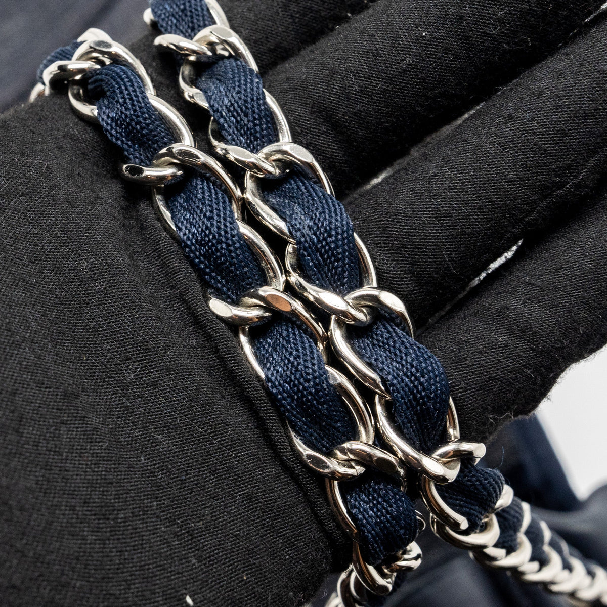 CHANEL DEAUVILLE TOTE BAG DENIM/CALFSKIN DARK BLUE SHW