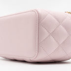 CHANEL 22P LONG VANITY CASE WITH LOGO CHAIN LIGHT PINK CAVIAR LGHW