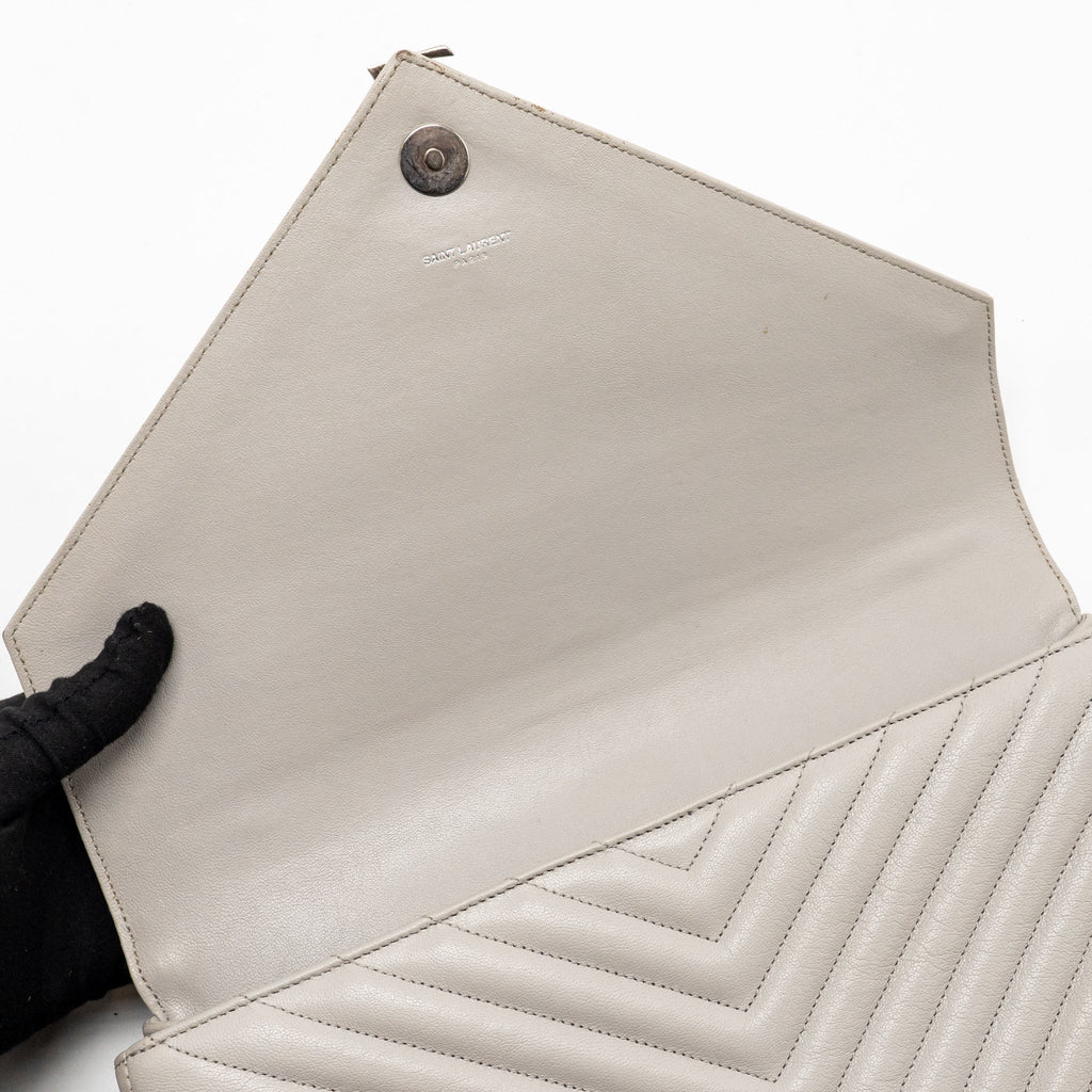 Saint Laurent/YSL Large College Bag Chevron Sheepskin Light Grey SHW