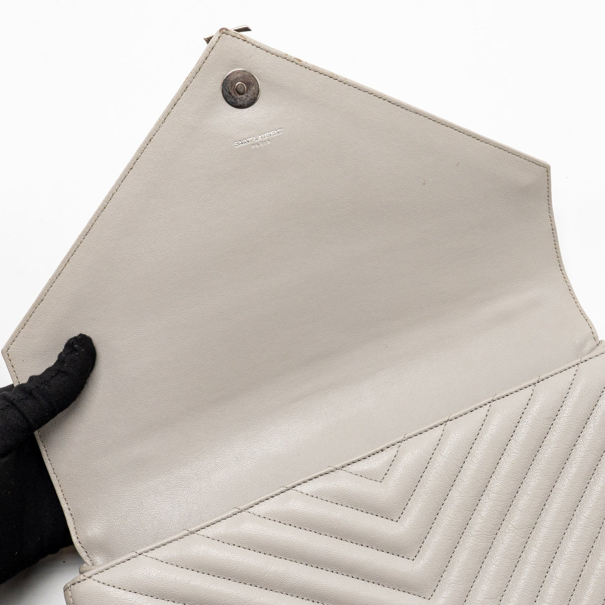 Saint Laurent/YSL Large College Bag Chevron Sheepskin Light Grey SHW