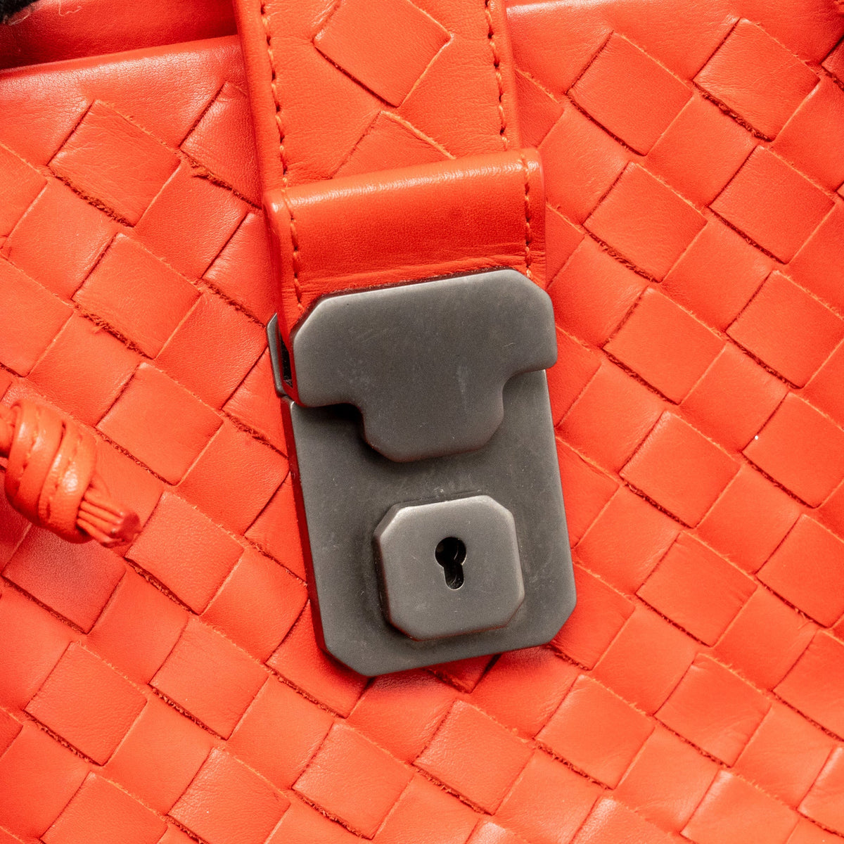 Bottega Veneta Small Roma Tote Bag Intrecciato Leather Red Gunmetal Tone Hardware