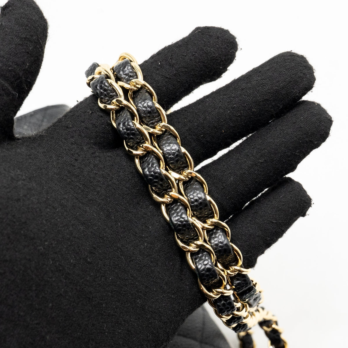 CHANEL MEDIUM CLASSIC DOUBLE FLAP BAG CAVIAR BLACK GHW