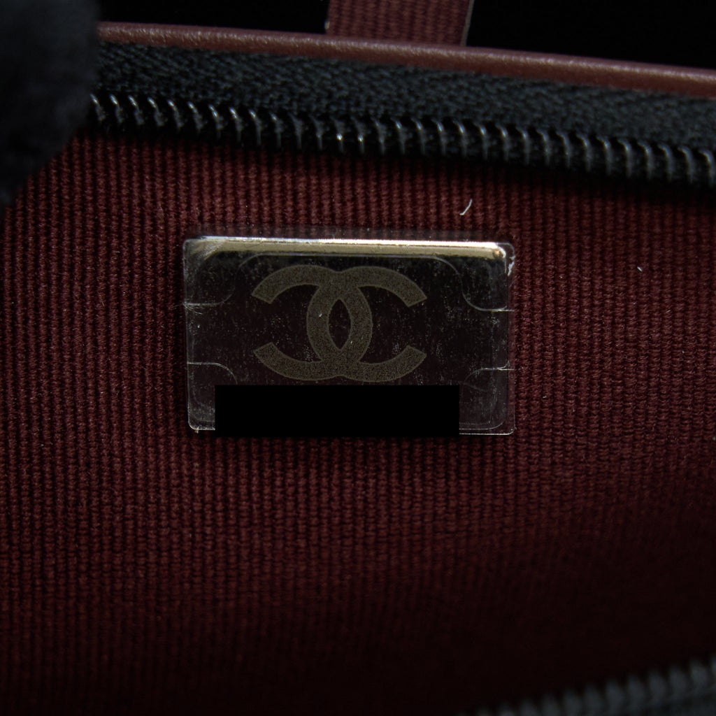 CHANEL CLASSIC WALLET ON CHAIN CAVIAR BLACK SHW (MICROCHIP)