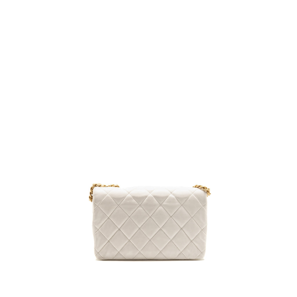 Chanel 23B GOLD PILLAR ADJUSTMENT CHAIN FLAP BAG Lambskin White GHW (Micorchip)