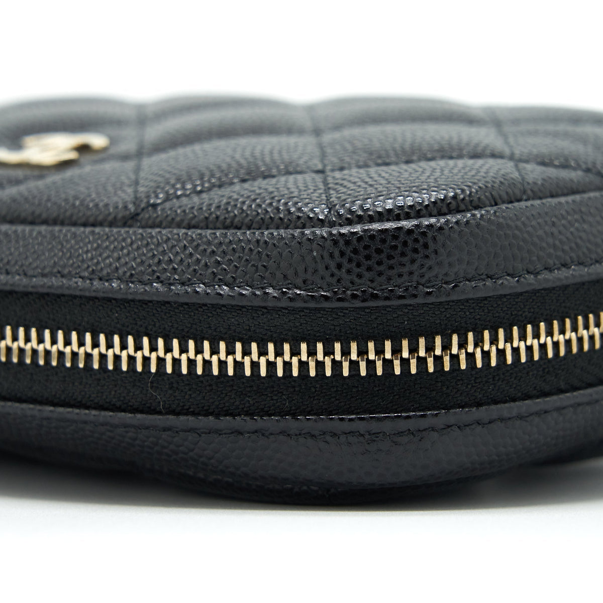 CHANEL SMALL ZIPPER VANITY POUCH CAVIAR BLACK LGHW
