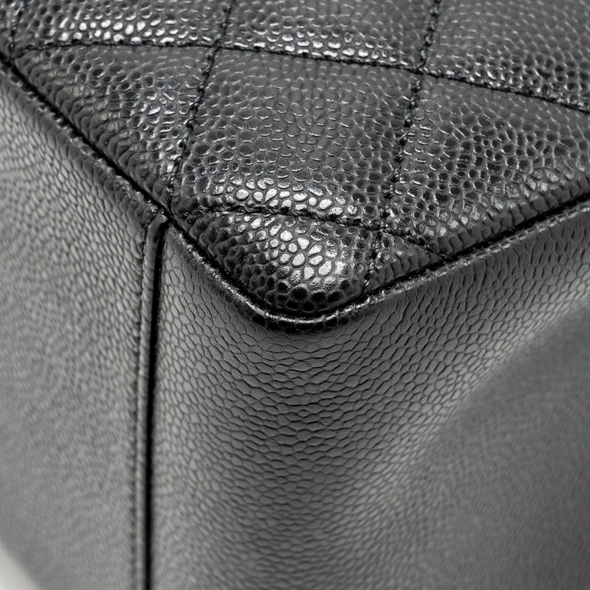 CHANEL GRAND SHOPPING TOTE / GST CAVIAR BLACK SHW