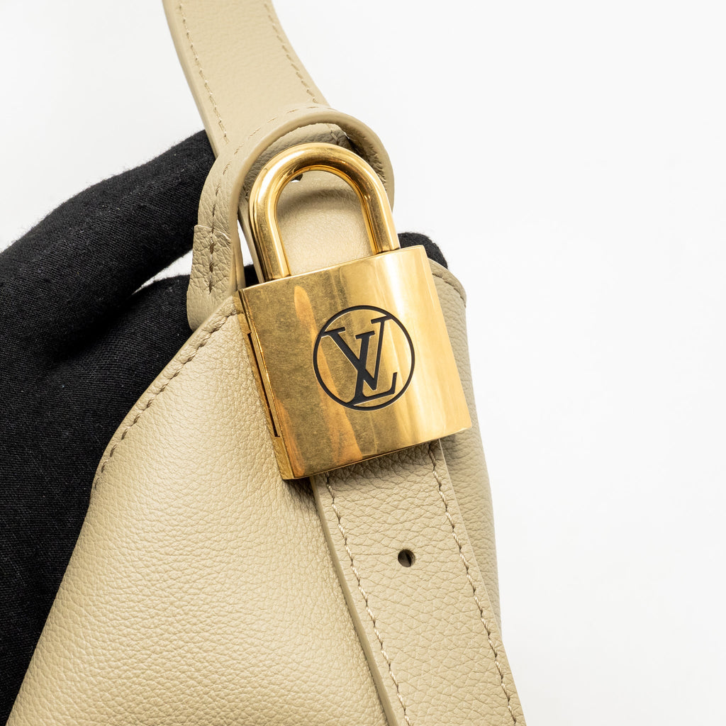 Louis Vuitton Low Key Hobo MM Smooth Grained Calfskin Clay Green GHW