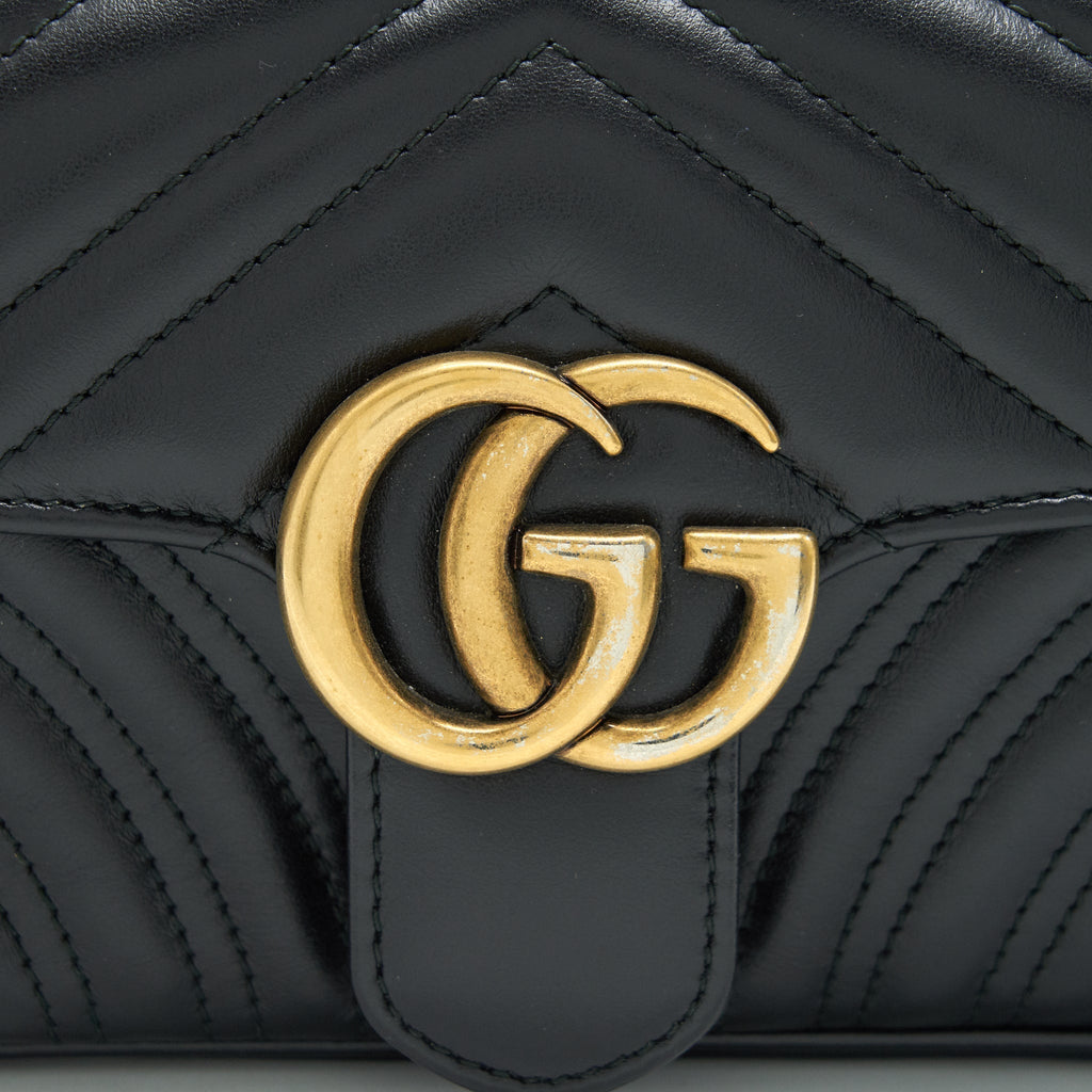 GUCCI GG MARMONT MINI MATELASSE SHOULDER BAG BLACK GHW
