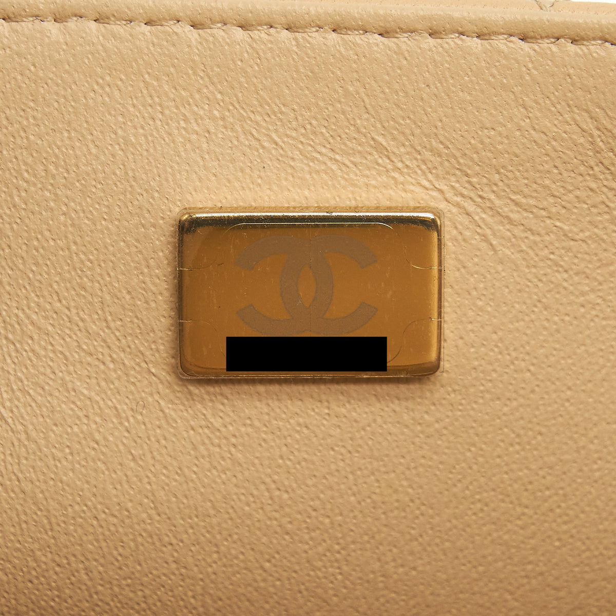 CHANEL MINI RECTANGULAR LAMBSKIN LIGHT BEIGE LGHW(MICROCHIP)