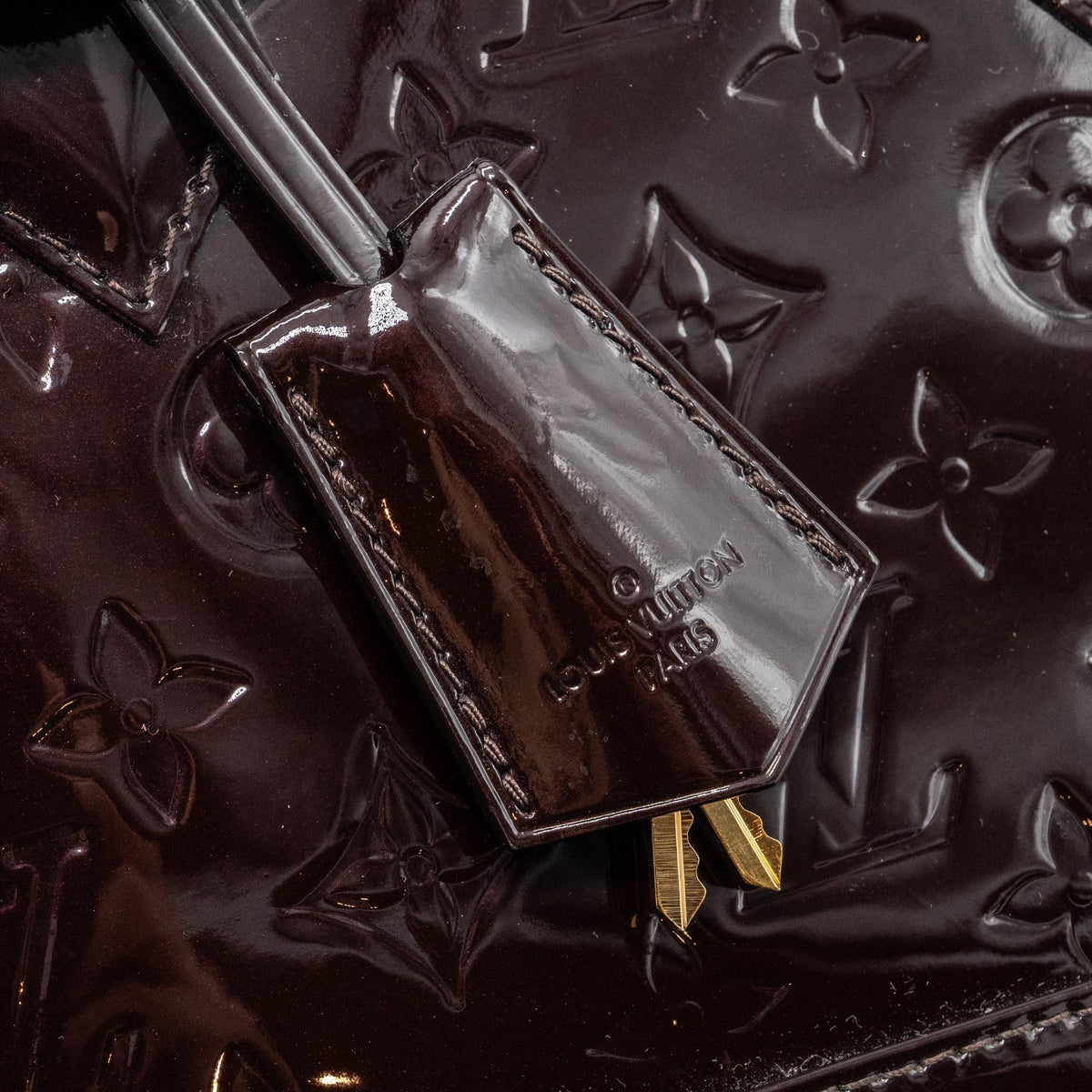 LOUIS VUITTON ALMA BB PATENT AMARANTE GHW