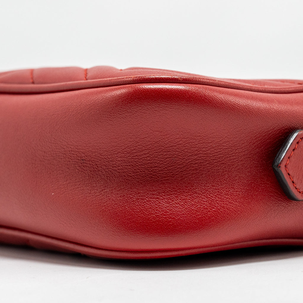 GUCCI GG MARMONT MATELASSE CAMERA BAG RED LEATHER RED GHW