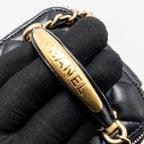 CHANEL TOP HANDLE MINI VANITY CASE WITH CHAIN LAMBSKIN BLACK GHW (MICROCHIP)