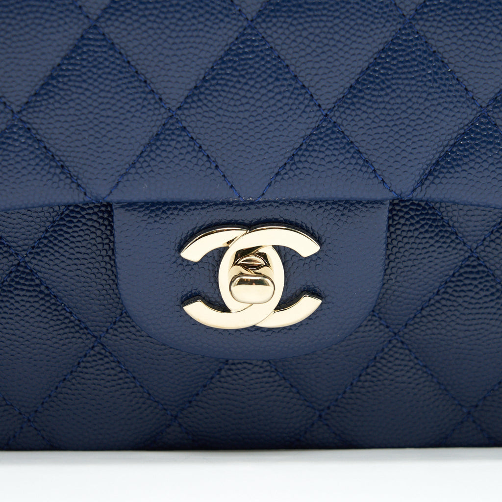 CHANEL CLASSIC SMALL DOUBLE FLAP CAVIAR NAVY LGHW