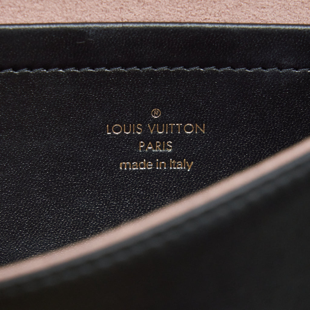 LOUIS VUITTON POCHETTE COUSSIN LAMBSKIN BLACK GHW