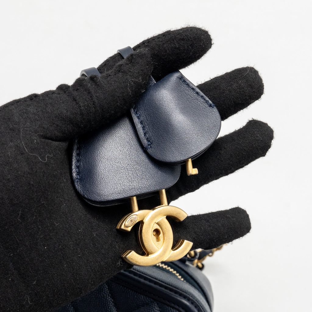 Chanel Medium CC Filigree Vanity Case Caviar Navy GHW