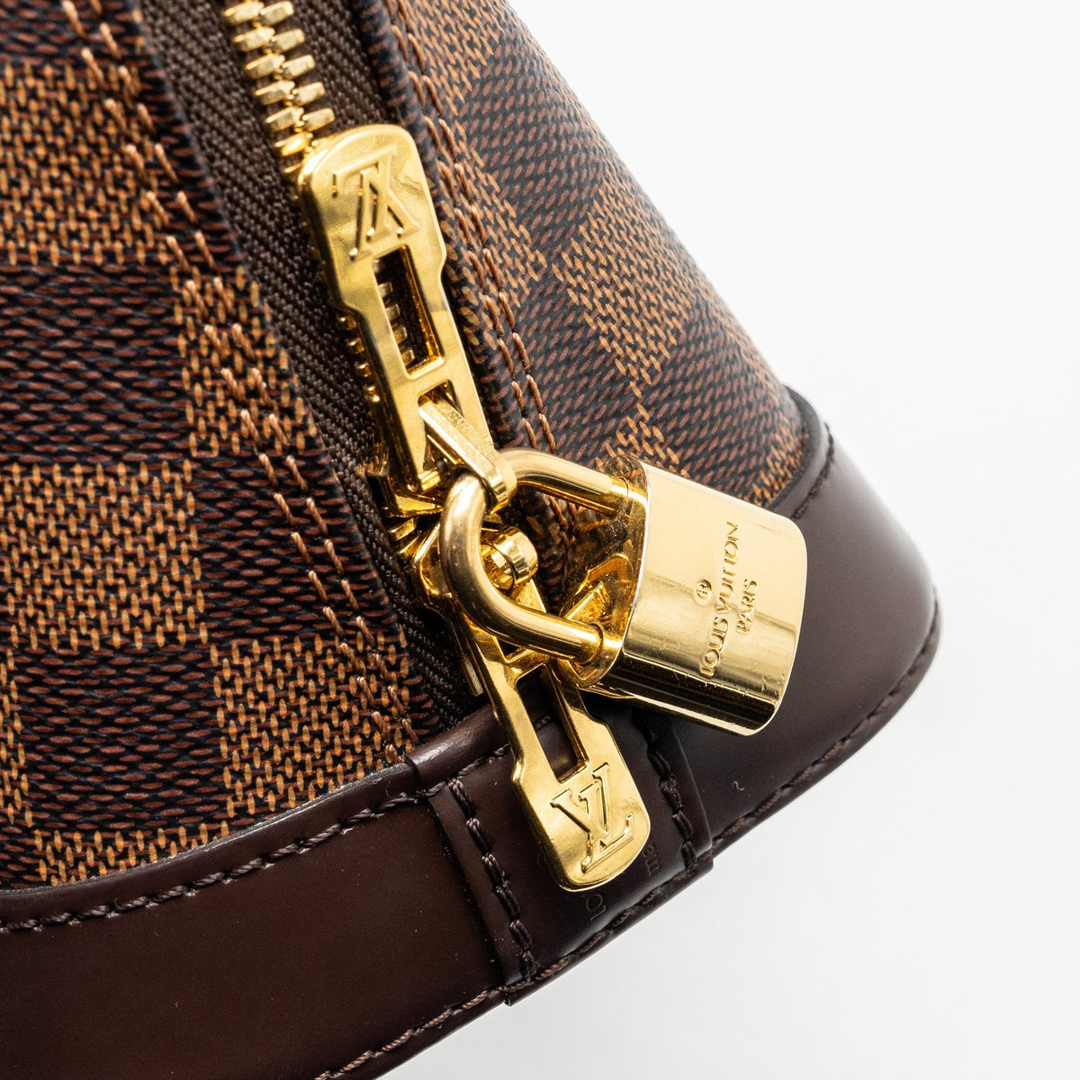 LOUIS VUITTON ALMA BB DAMIER EBENE CANVAS GHW