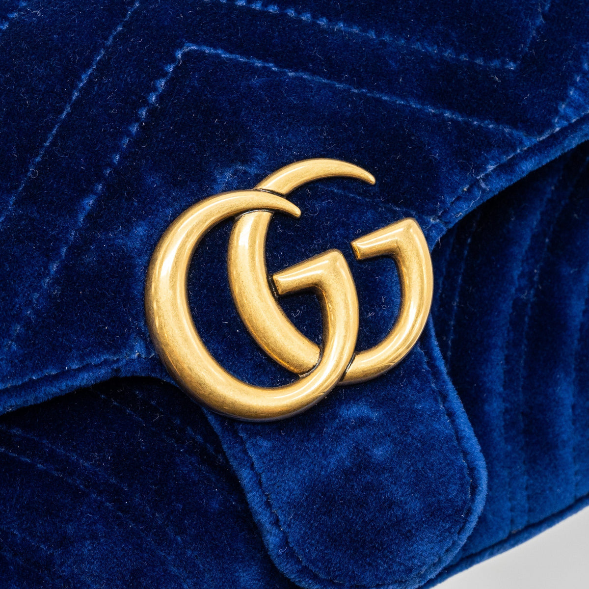 GUCCI MINI GG MARMONT BAG VELVET BLUE GHW