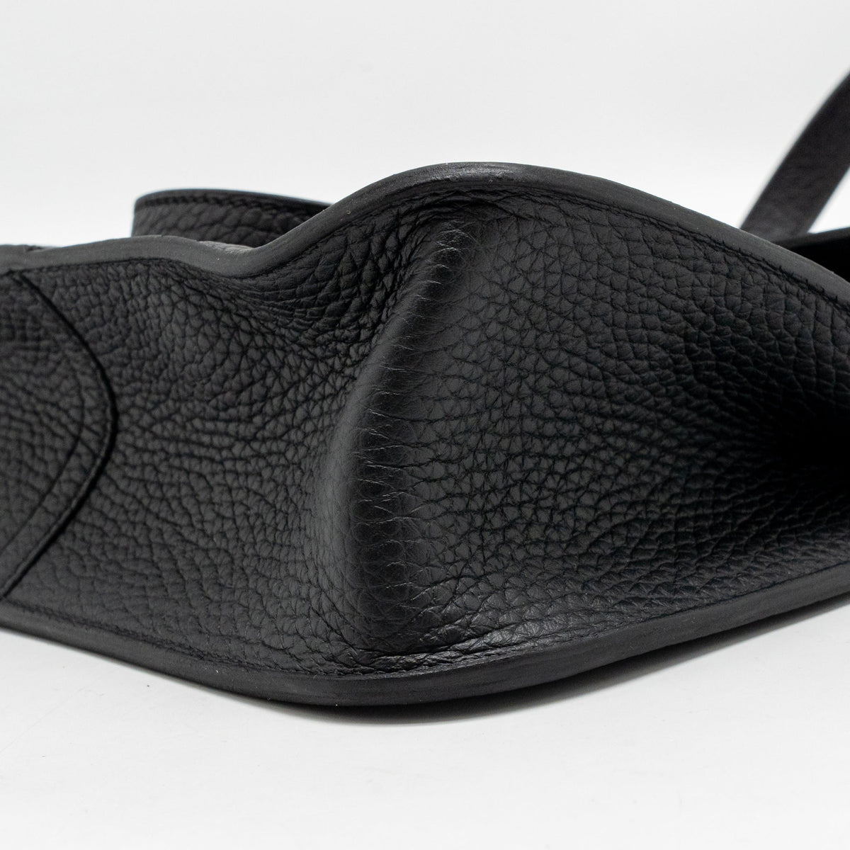 Hermes Halzan 25 Clemence Black GHW