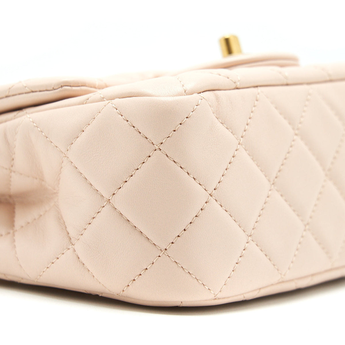 CHANEL 22C PEARL CRUSH MINI SQUARE FLAP BAG LAMBSKIN LIGHT PINK GHW