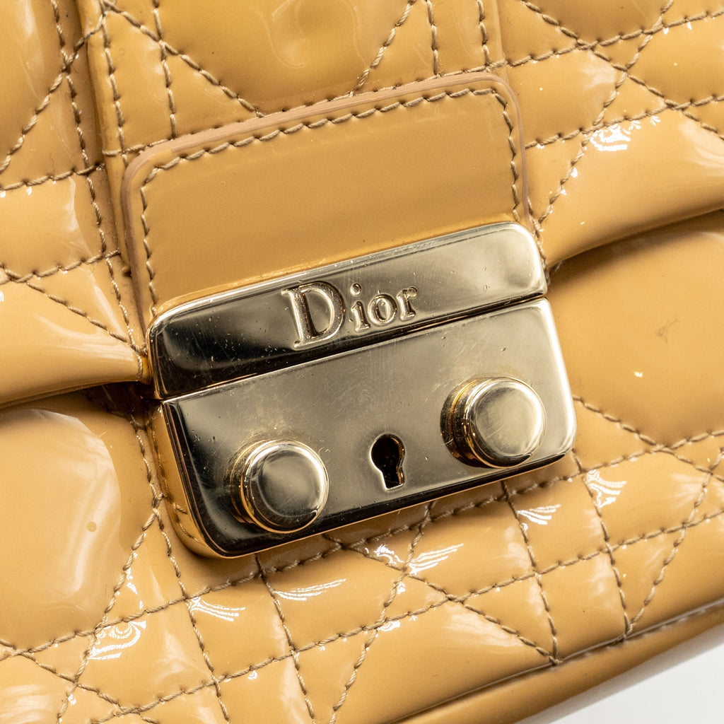 DIOR MISS DIOR WALLET ON CHAIN CANNAGE PATENT BEIGE LGHW