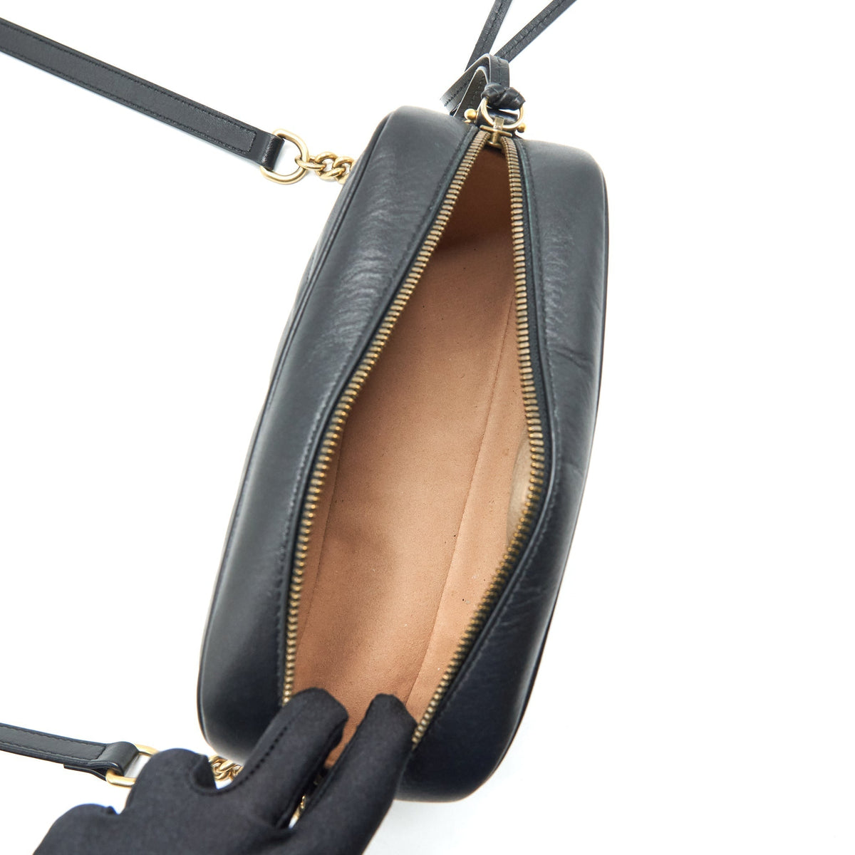 GUCCI GG MARMONT SMALL MATELASSE SHOULDER BAG BLACK GHW