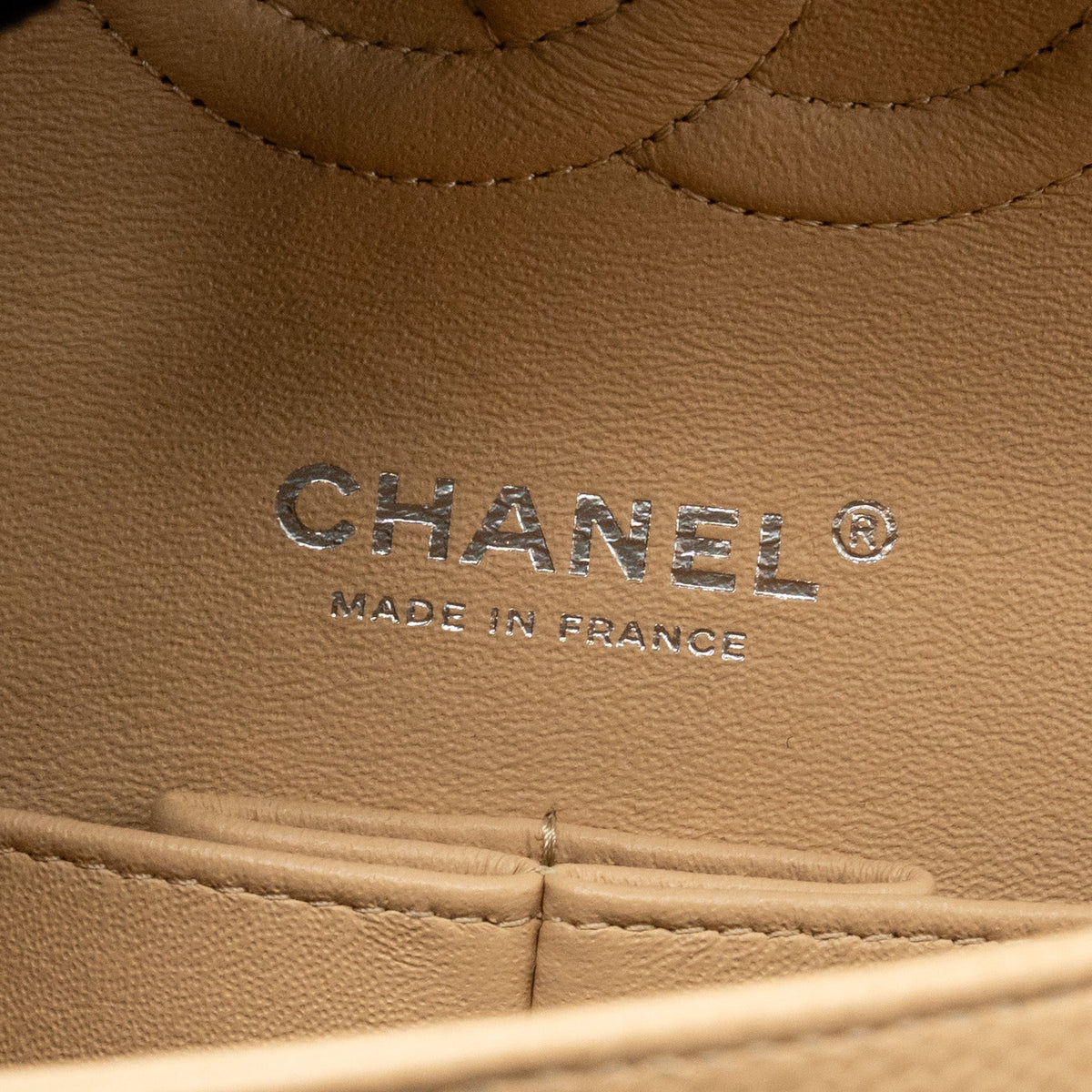 CHANEL MEDIUM CLASSIC DOUBLE FLAP BAG CAVIAR BEIGE SHW (MICROCHIP)