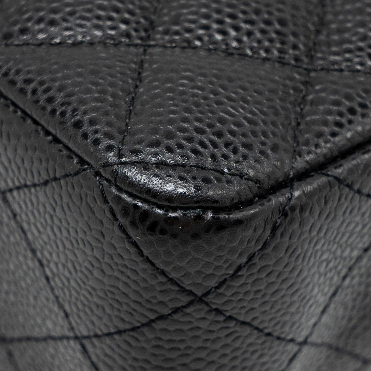 CHANEL MEDIUM CLASSIC DOUBLE FLAP BAG CAVIAR BLACK SHW