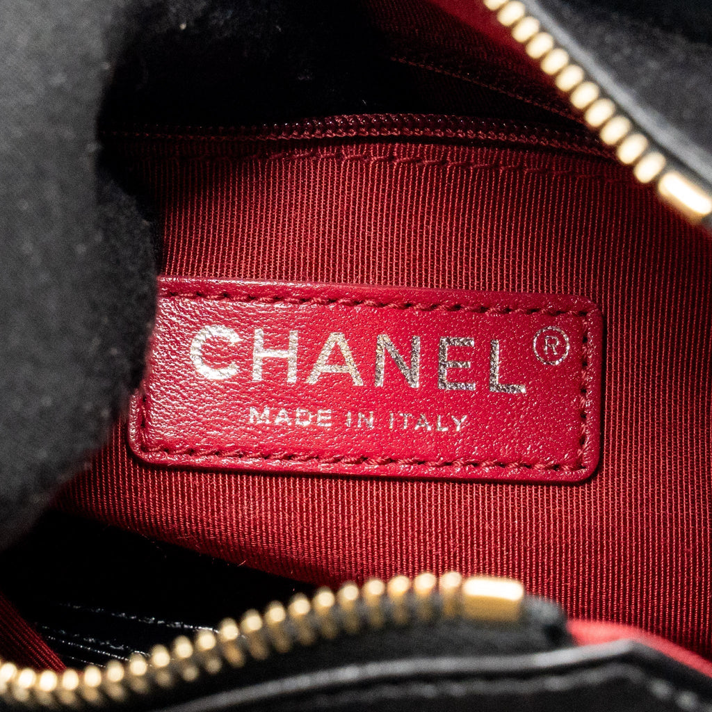 CHANEL SMALL GABRIELLE HOBO BAG WITH TOP HANDLE AGED CALFSKIN BLACK MULTICOLOURED HARDWARE