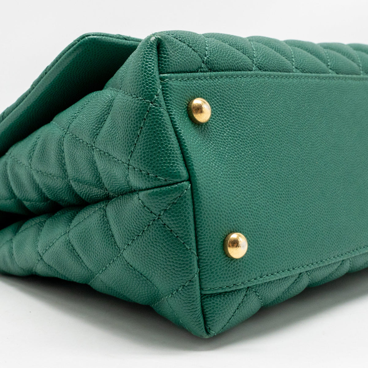 Chanel Medium Coco Handle Caviar Green GHW