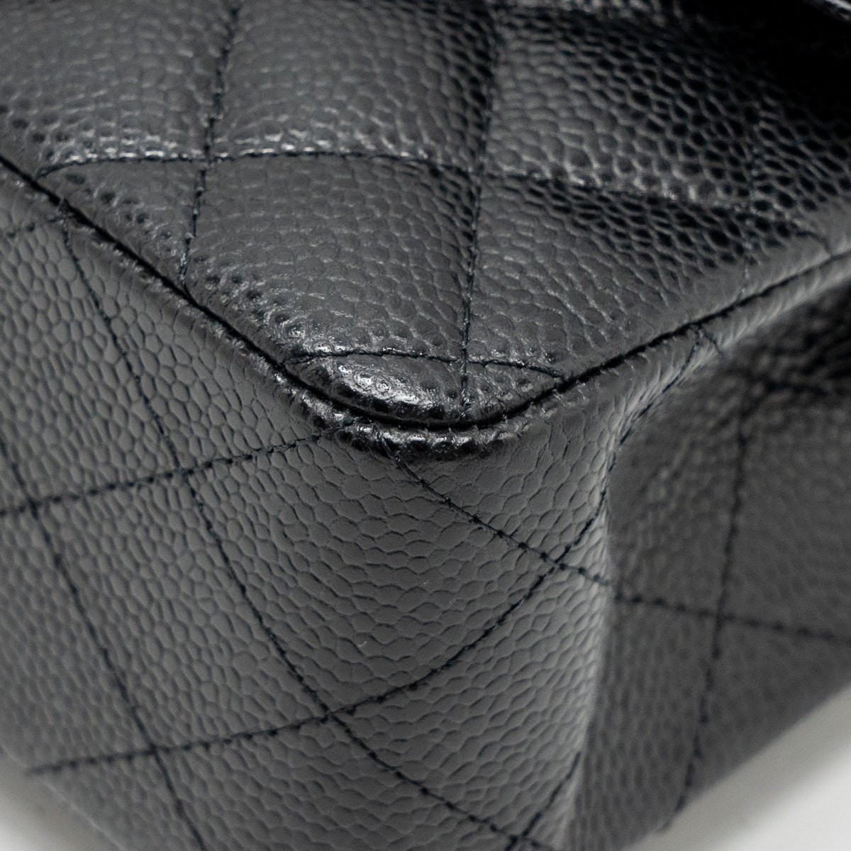 CHANEL SMALL CLASSIC DOUBLE FLAP BAG CAVIAR BLACK GHW(MICROCHIP)
