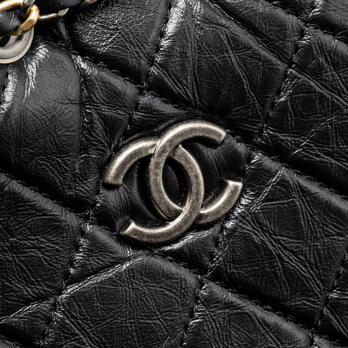 CHANEL SMALL GABRIELLE BACKPACK AGED CALFSKIN BLACK MULTICOLOUR COLOUR HARDWARE (MICROCHIP)