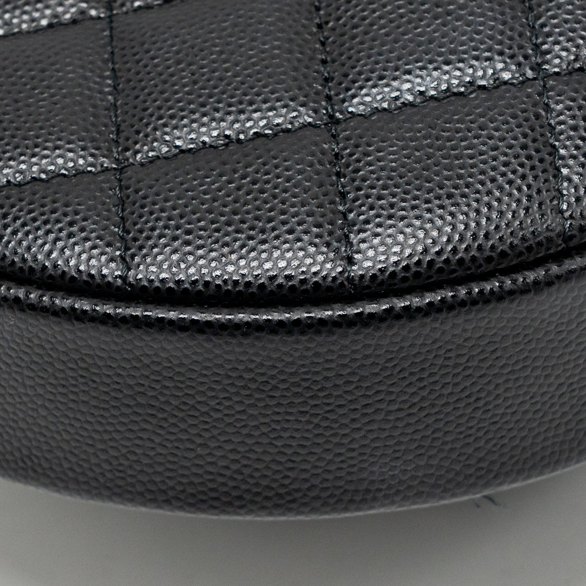 CHANEL 23B ROUND CLUTCH CAVIAR BLACK LGHW (MICROCHIP)