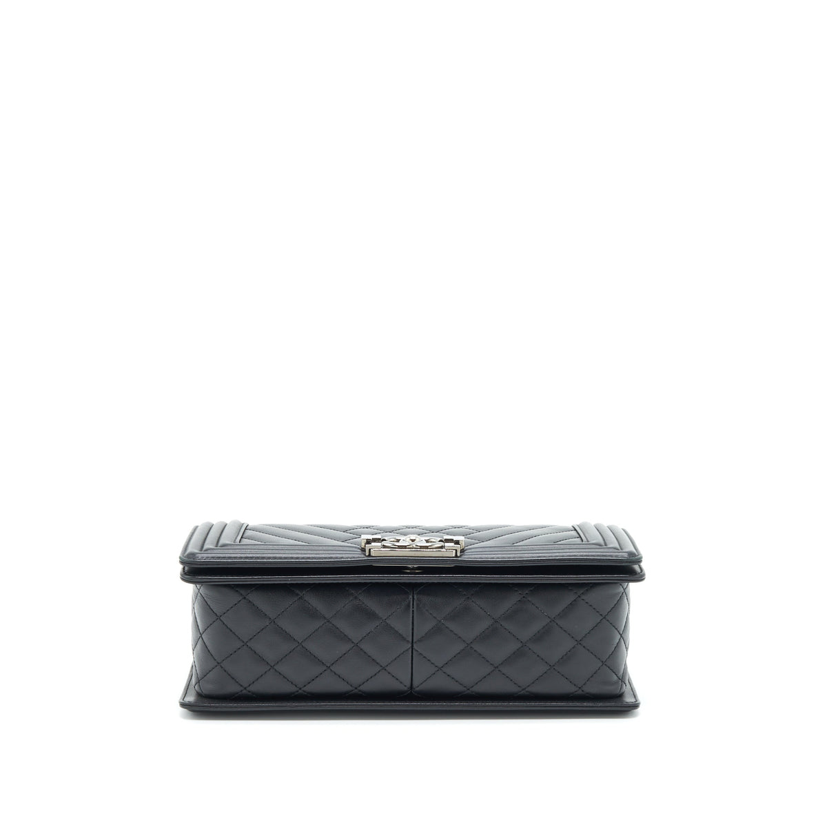 CHANEL MEDIUM BOY BAG QUILTED AND CHEVRON CALFSKIN BLACK SHW