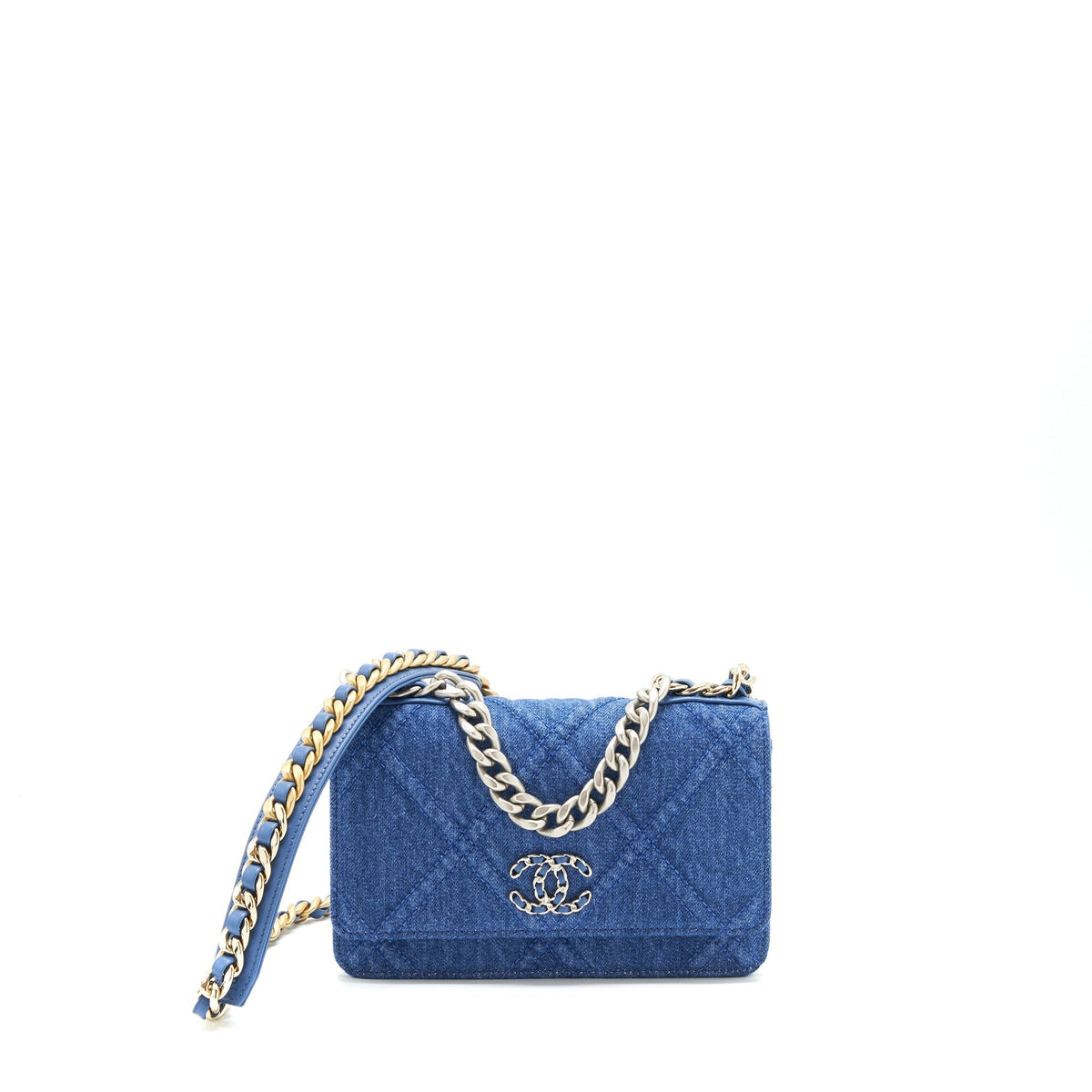 CHANEL 22P DENIM 19 WALLET ON CHAIN