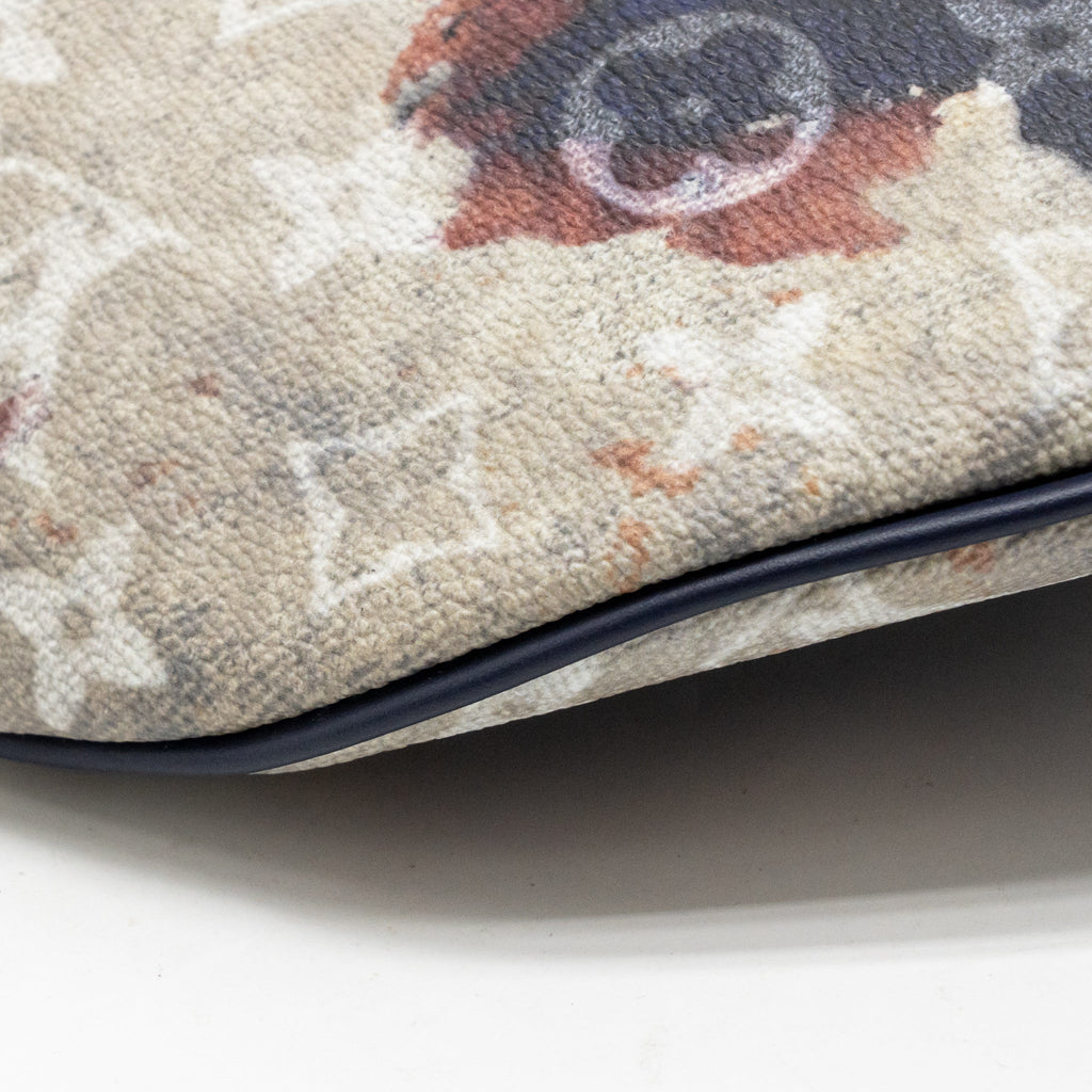 Louis Vuitton Discovery Bumbag PM Monogram Navy / Multicolour GHW