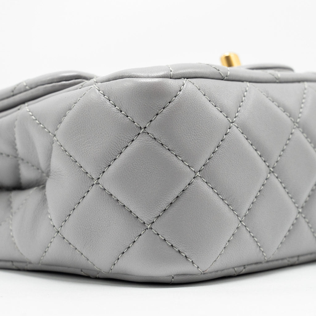 CHANEL PEARL CRUSH MINI SQUARE FLAP BAG LAMBSKIN LIGHT GREY GHW (MICROCHIP)