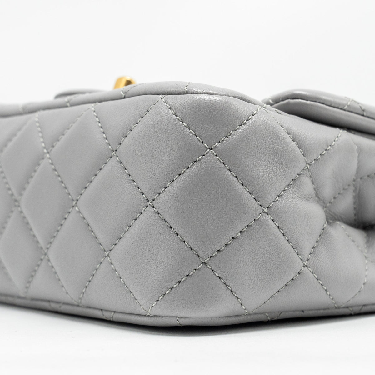 CHANEL PEARL CRUSH MINI SQUARE FLAP BAG LAMBSKIN LIGHT GREY GHW (MICROCHIP)