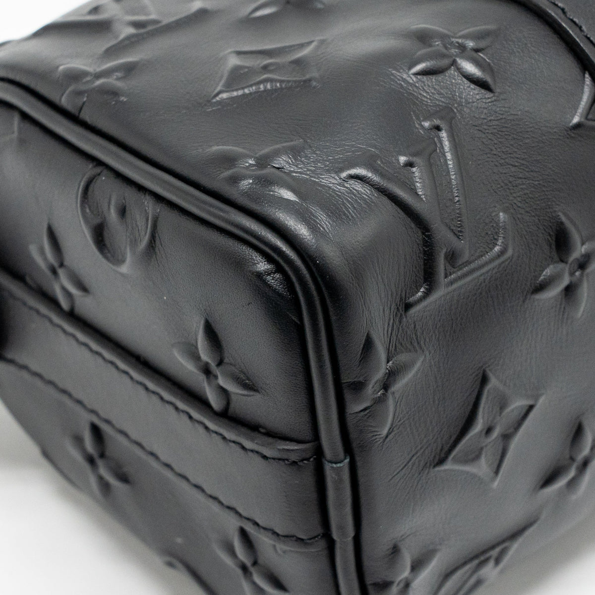LOUIS VUITTON KEEPALL XS MONOGRAM SEAL COWHIDE LEATHER SO BLACK