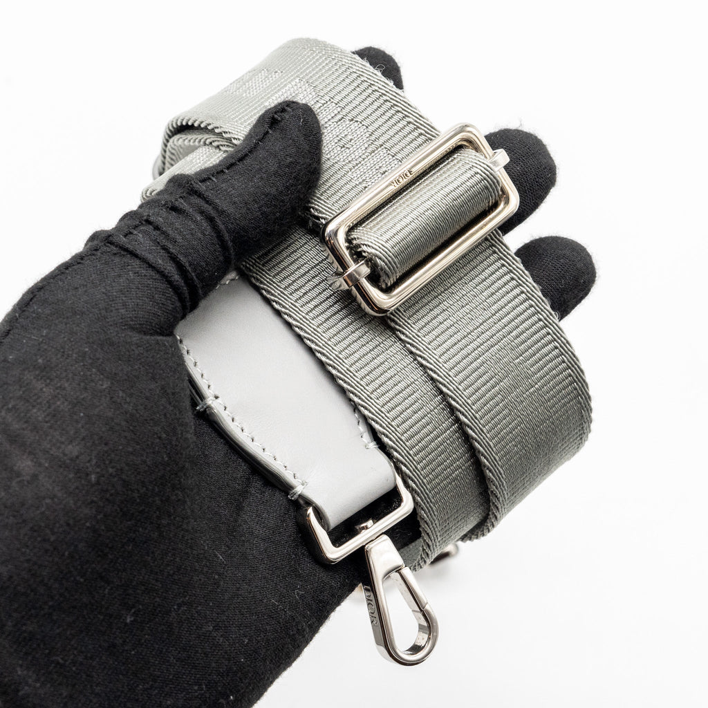 DIOR HIT THE ROAD BAG WITH STRAP DIOR CD DIAMOND CANVAS GREY MULTICOLOUR HARDWARE