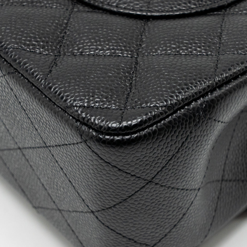 CHANEL JUMBO CLASSIC DOUBLE FLAP BAG CAVIAR BLACK GHW