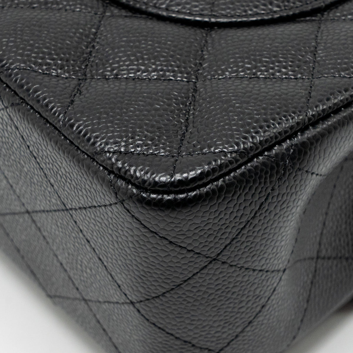 CHANEL JUMBO CLASSIC DOUBLE FLAP BAG CAVIAR BLACK GHW